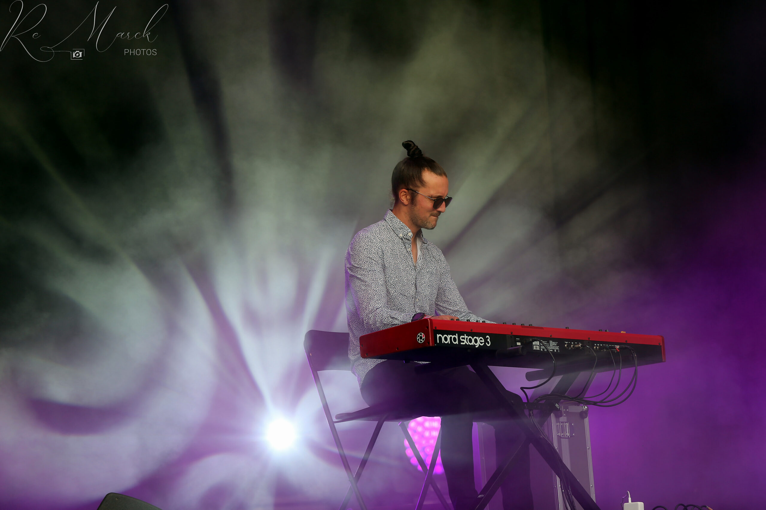 Stephane Clavier 1 Feelgood 22 J