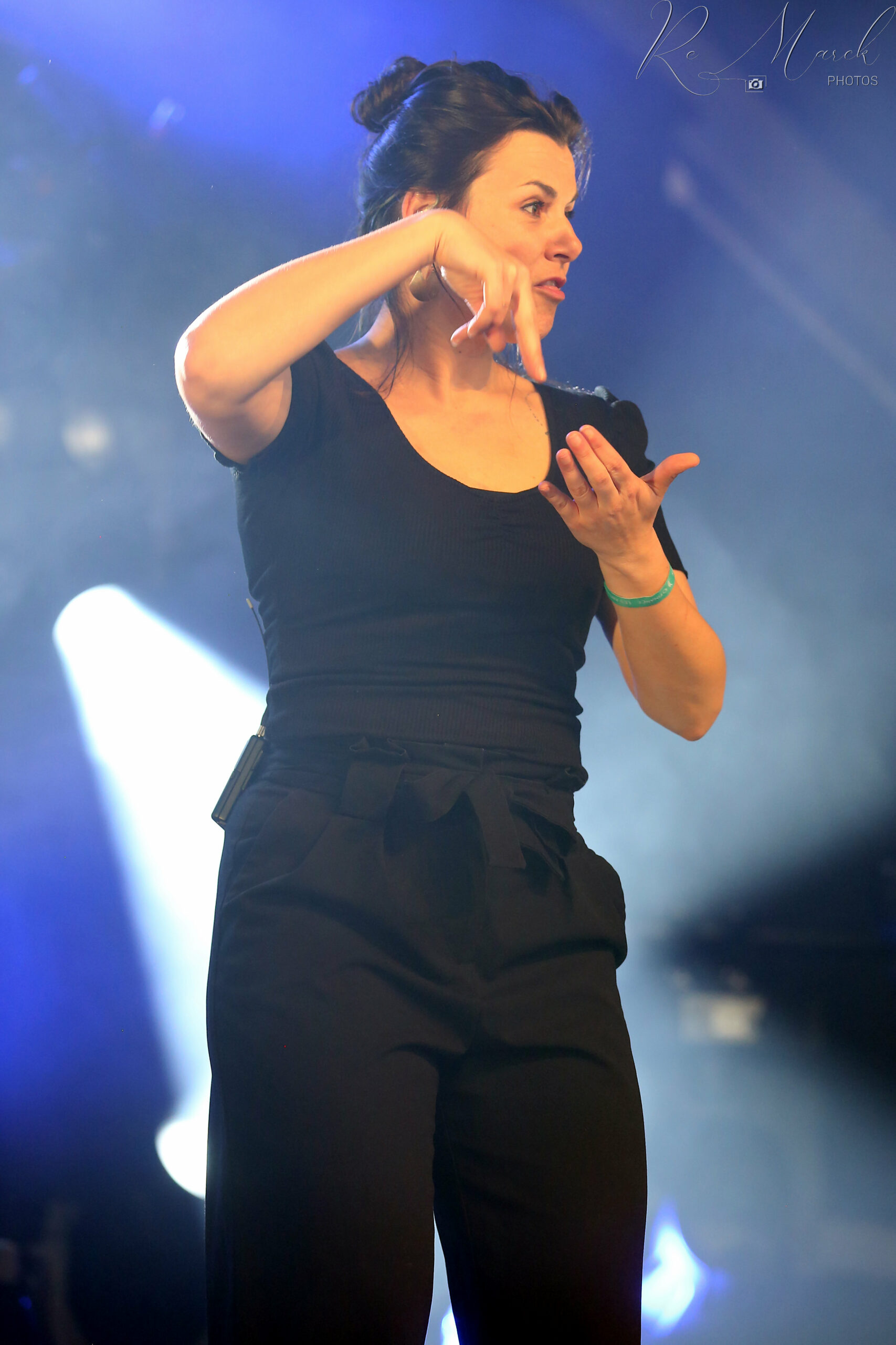 Mes Souliers Sont Rouges 118 AnthisnoisesD23