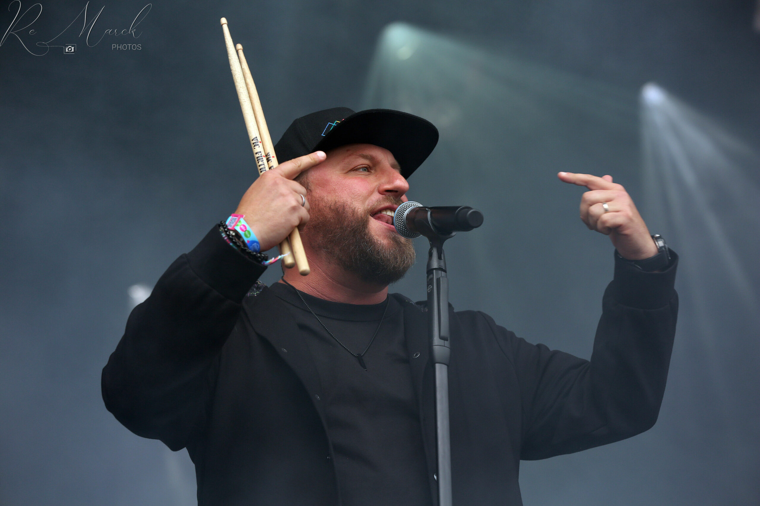 zzYkons 15 FeelGood23V