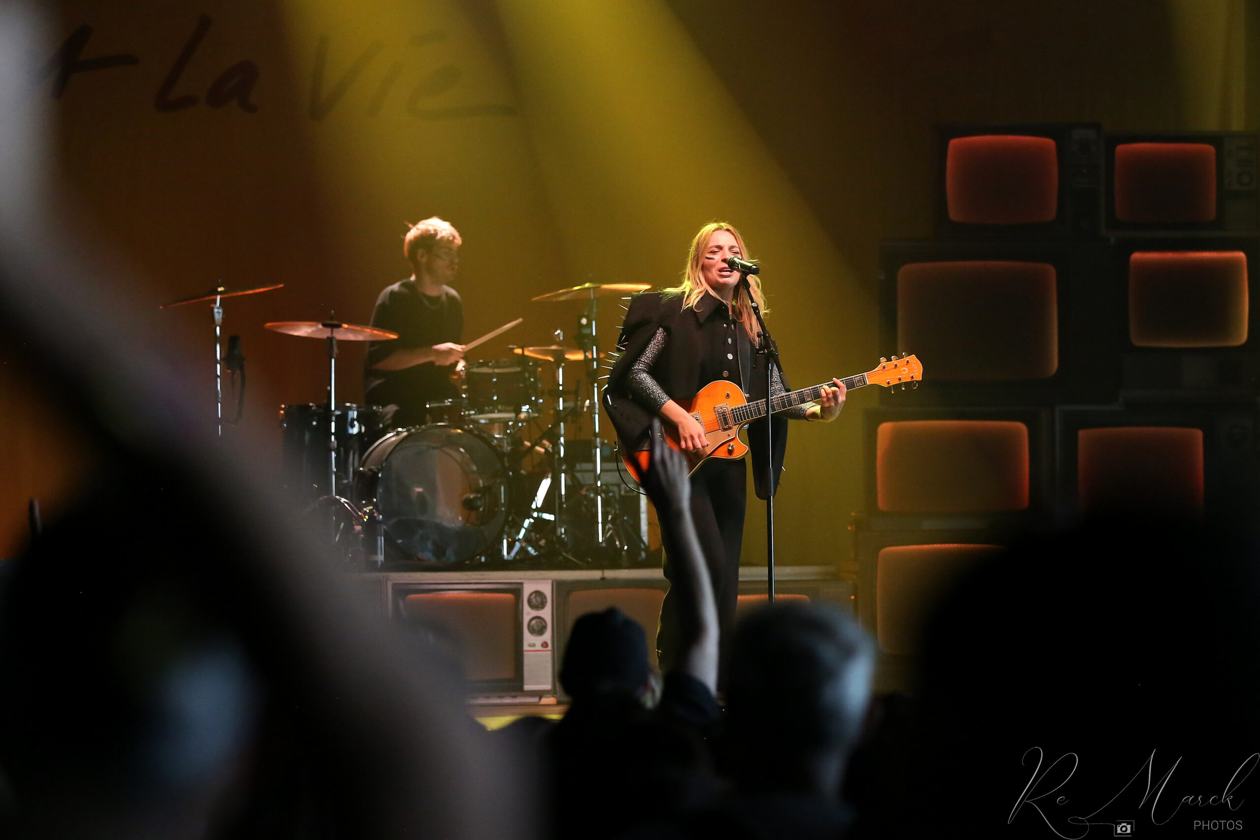 xxHyphen Hyphen 8 Les Gens d’Ere 23S