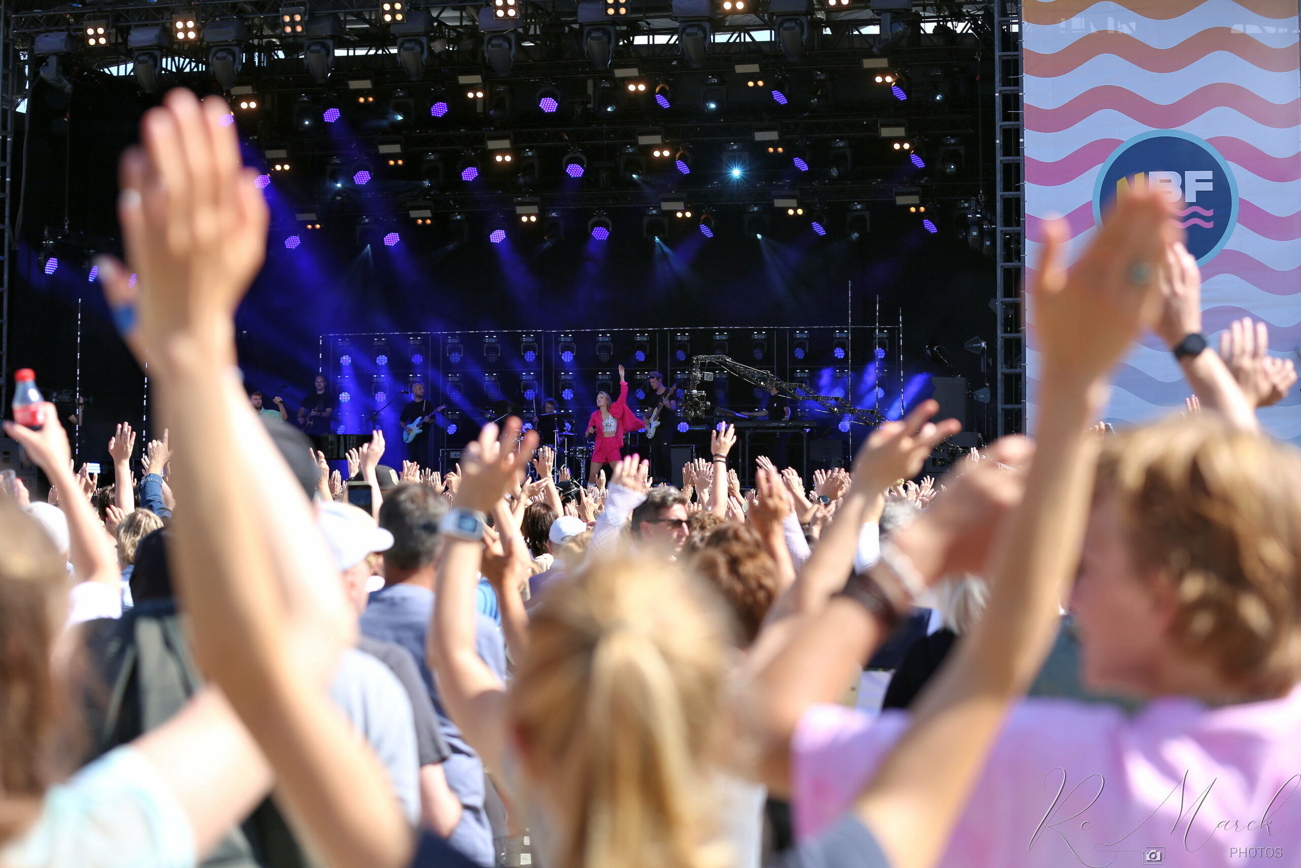 xxSUZAN & FREEK 10 NBF23