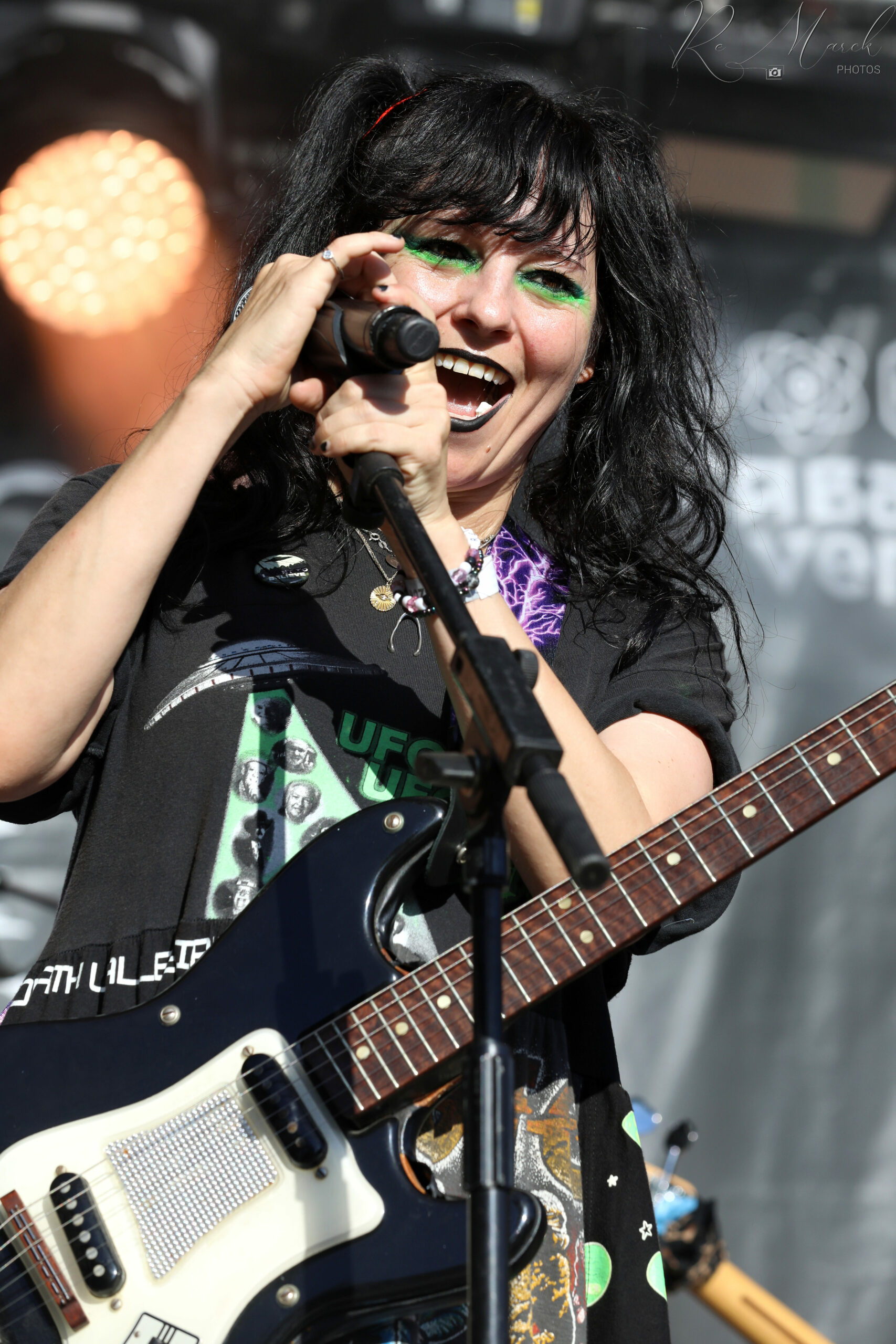 Death Valley Girls 11 Cabaret Vert 2023