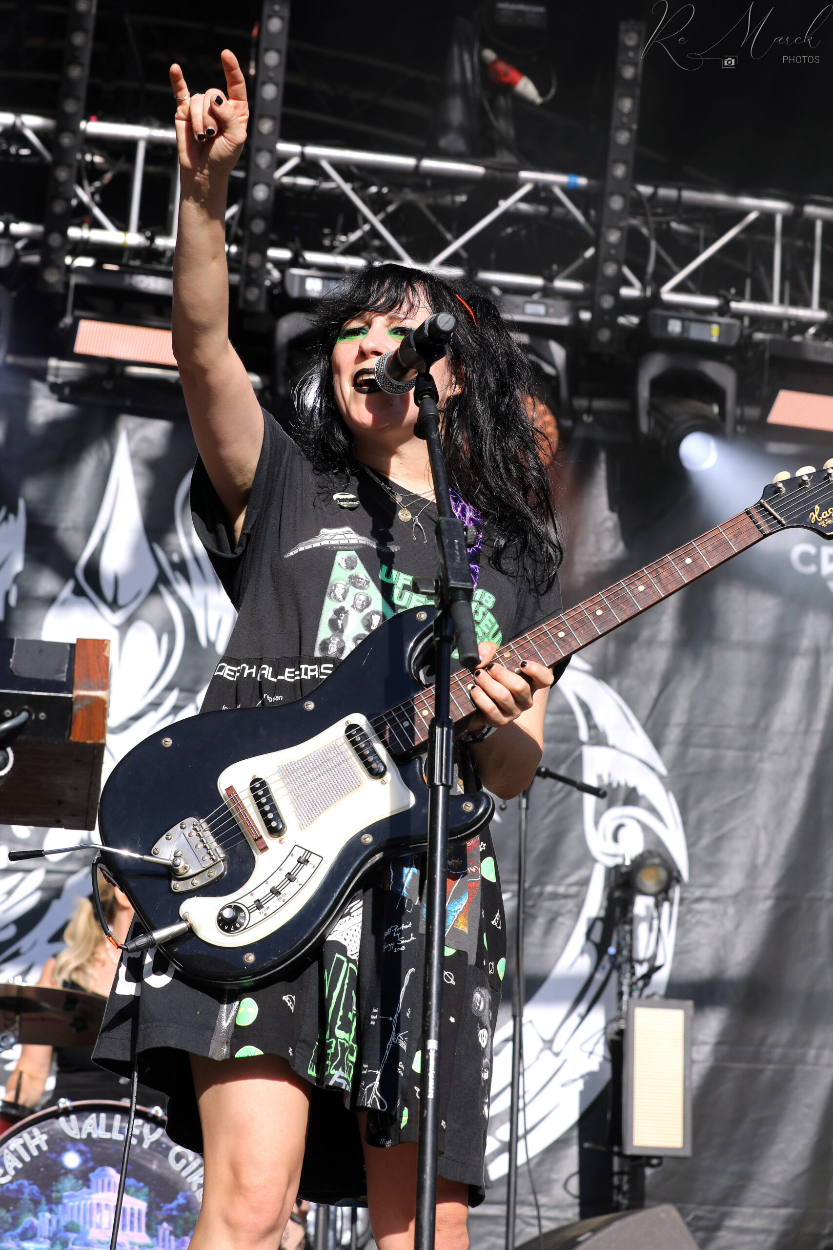 Death Valley Girls 3 Cabaret Vert 2023
