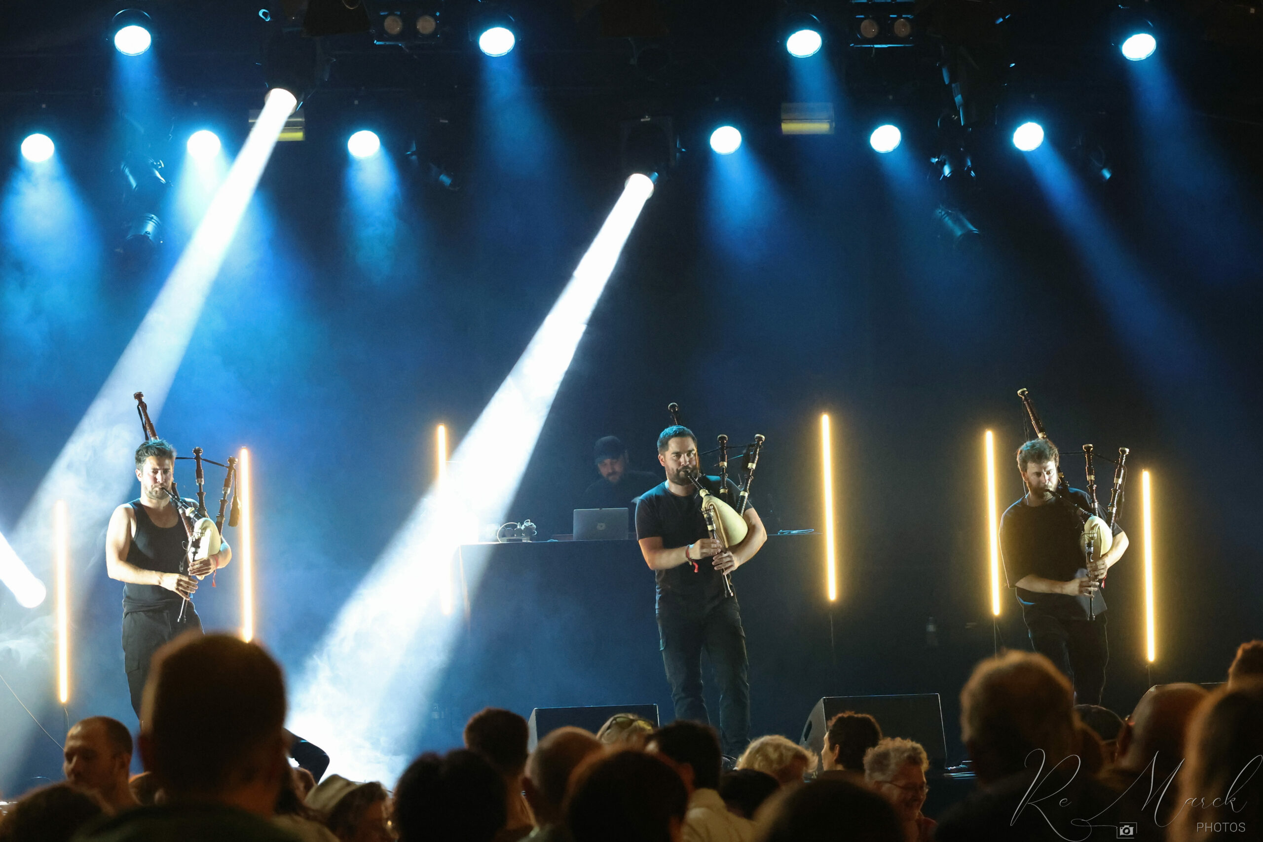 NOON 12 Anthisnoises24 J1