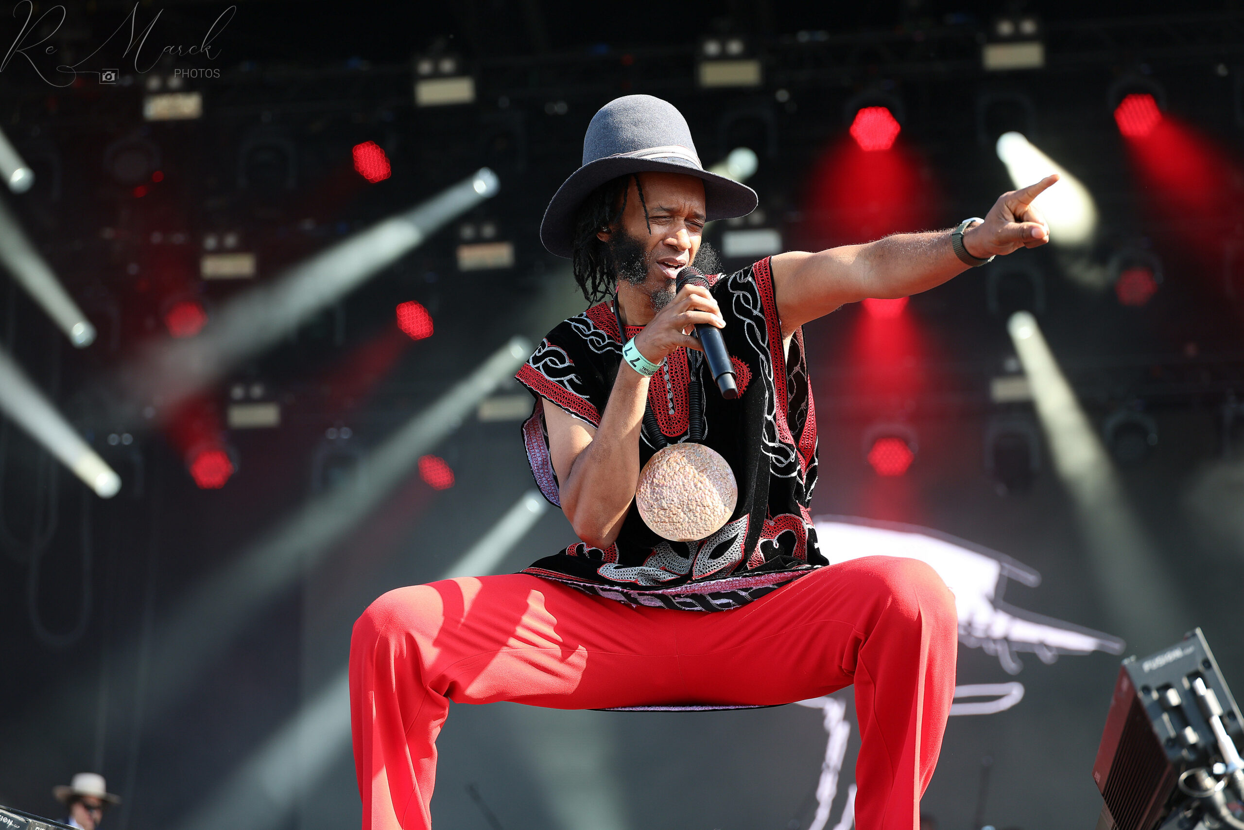 xxFantastic Negrito 6 NBF24 V