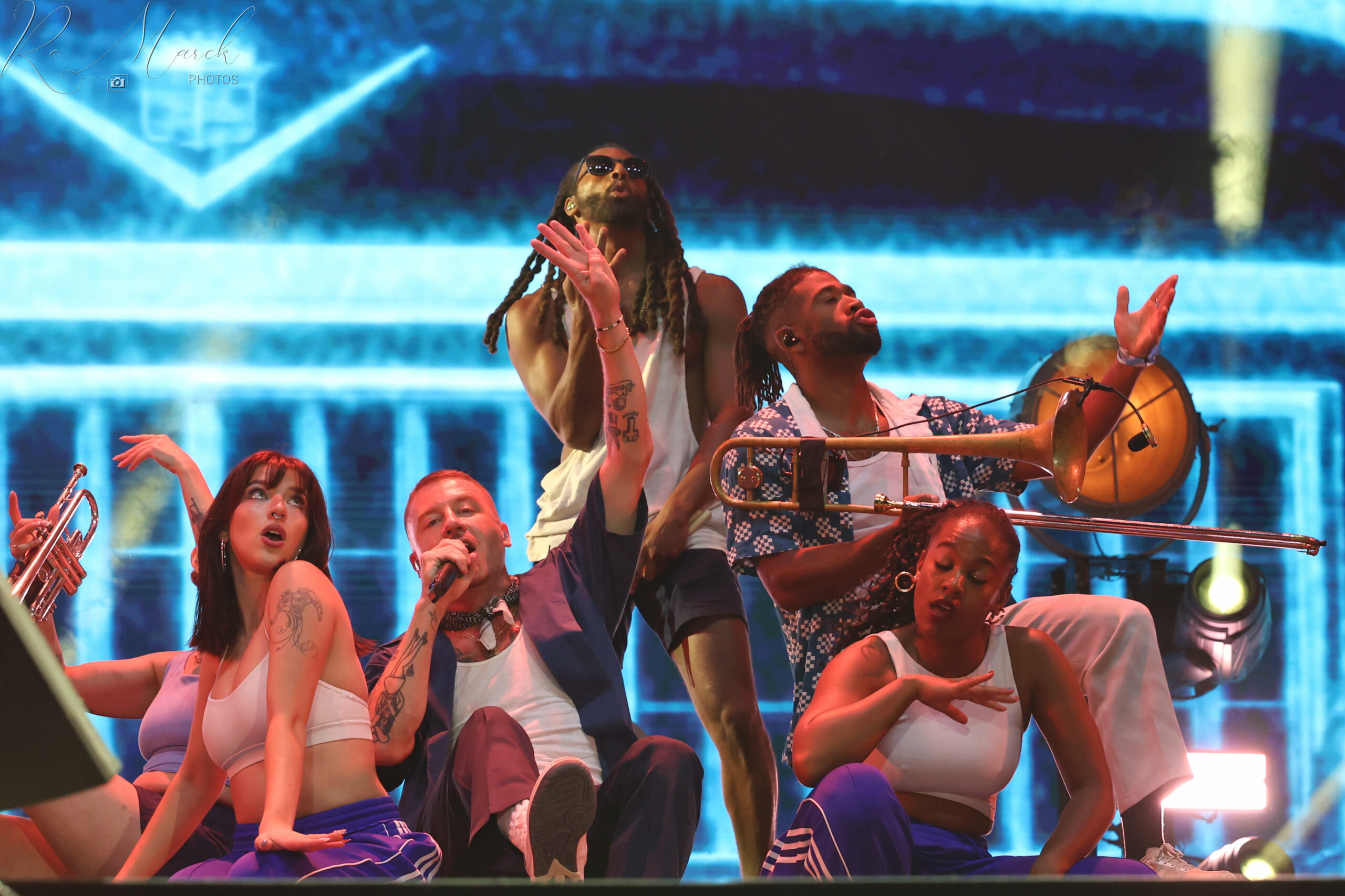 xxMacklemore 1 CV24 J