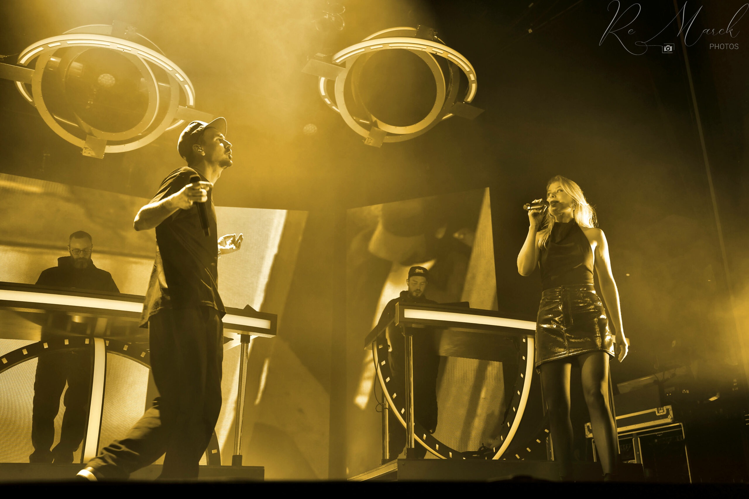 xxCM 64 Chinese Man + Isadora 24