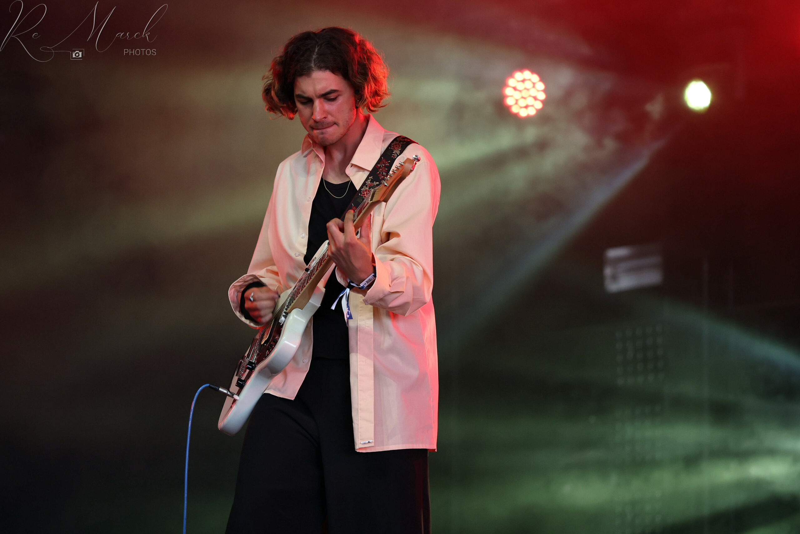 xxLovelace 3 guitare Les Gens d&rsquo;Ere 25 D