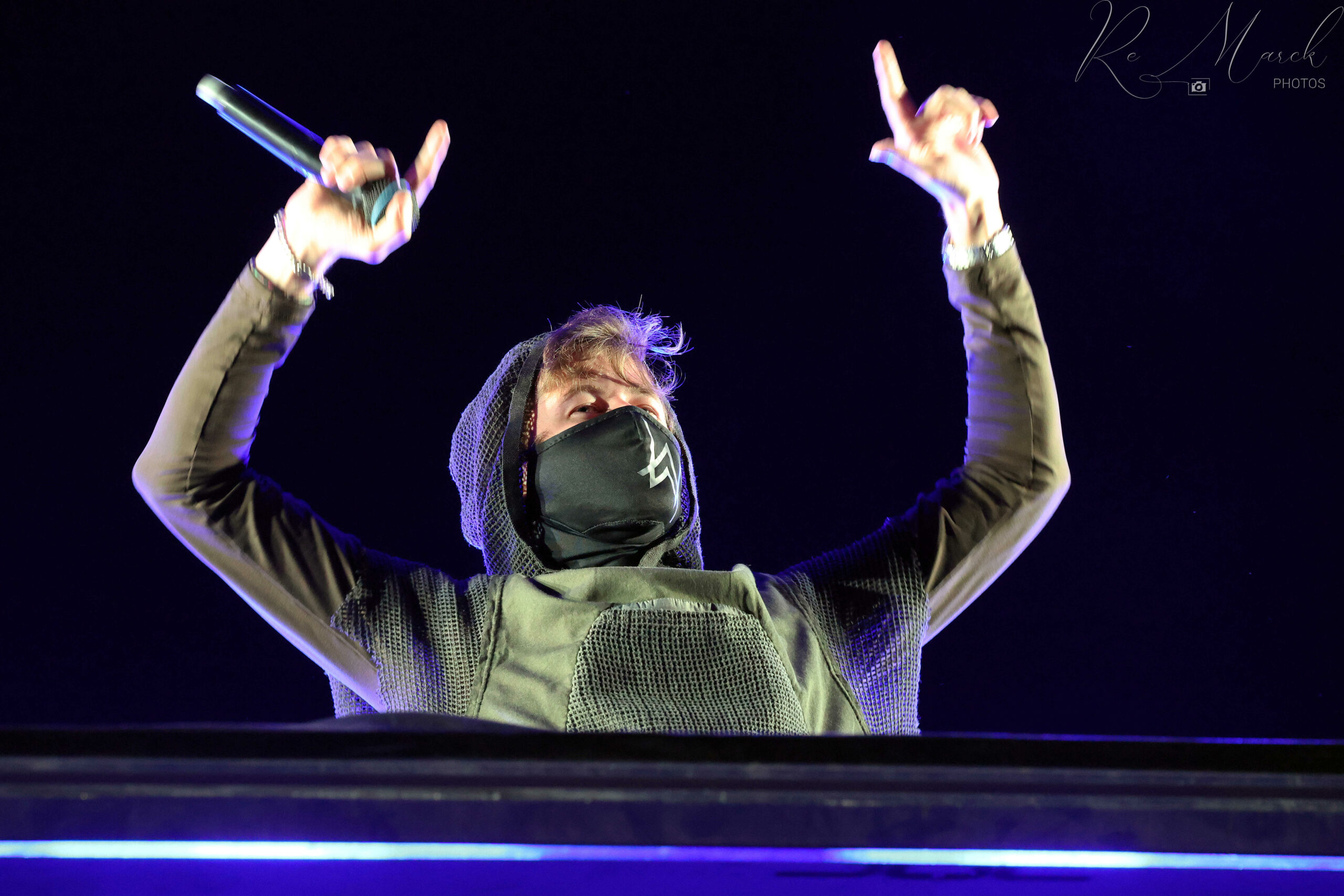 xxAlan Walker 3 CabaretVert25 S