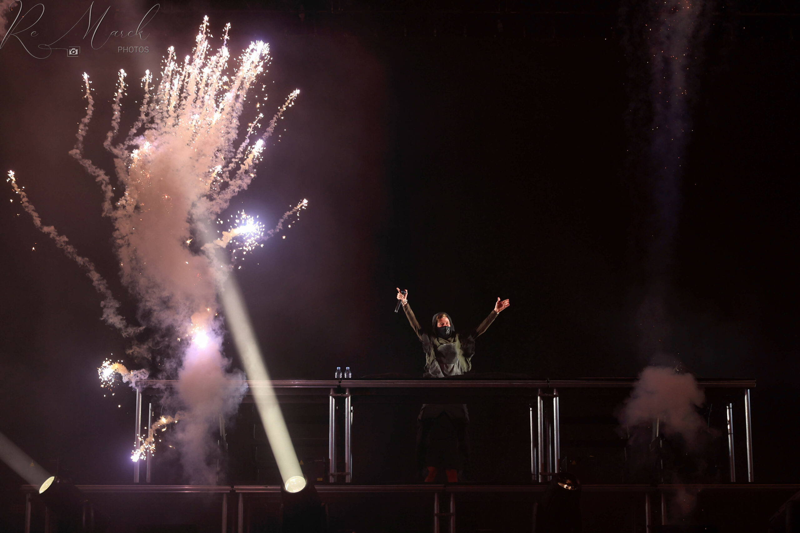 xxAlan Walker 8 CabaretVert25 S