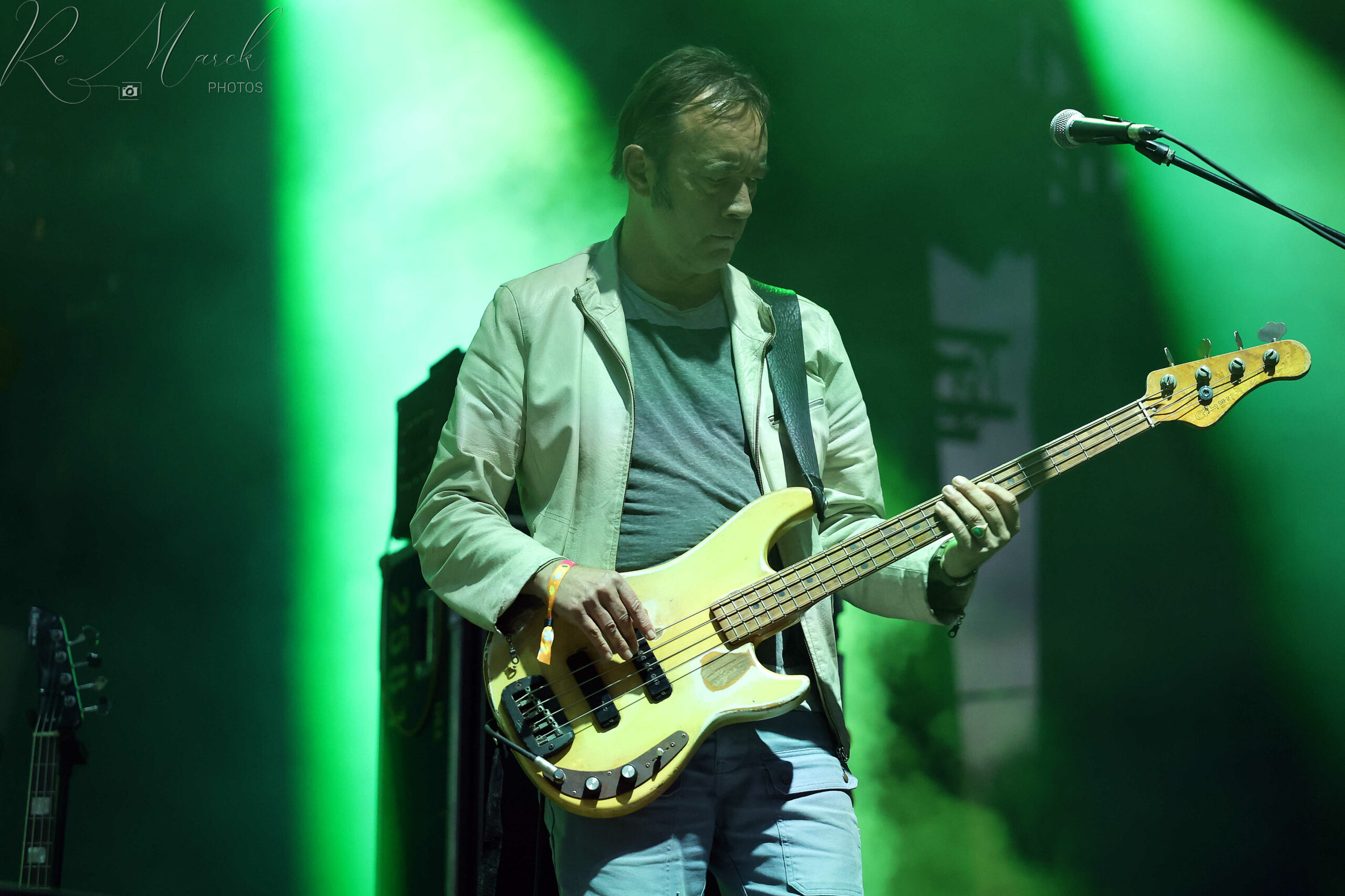 xxDeus 4 Solidarites25 V