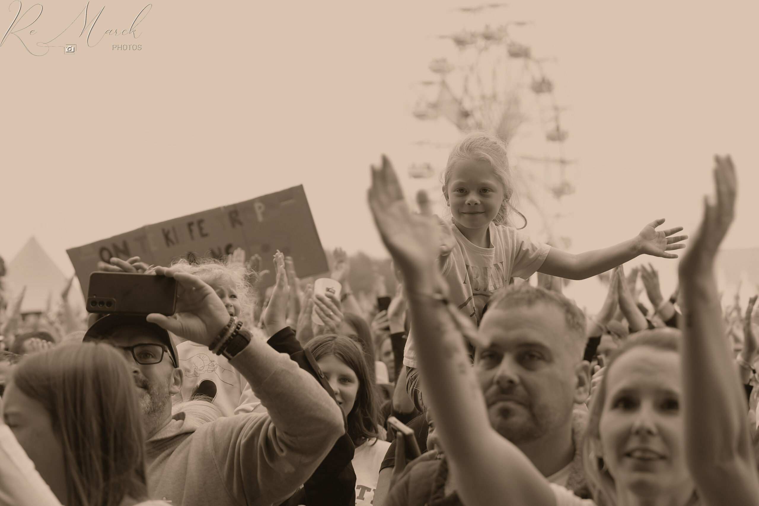 xxPublic 4 Solidarites25 S