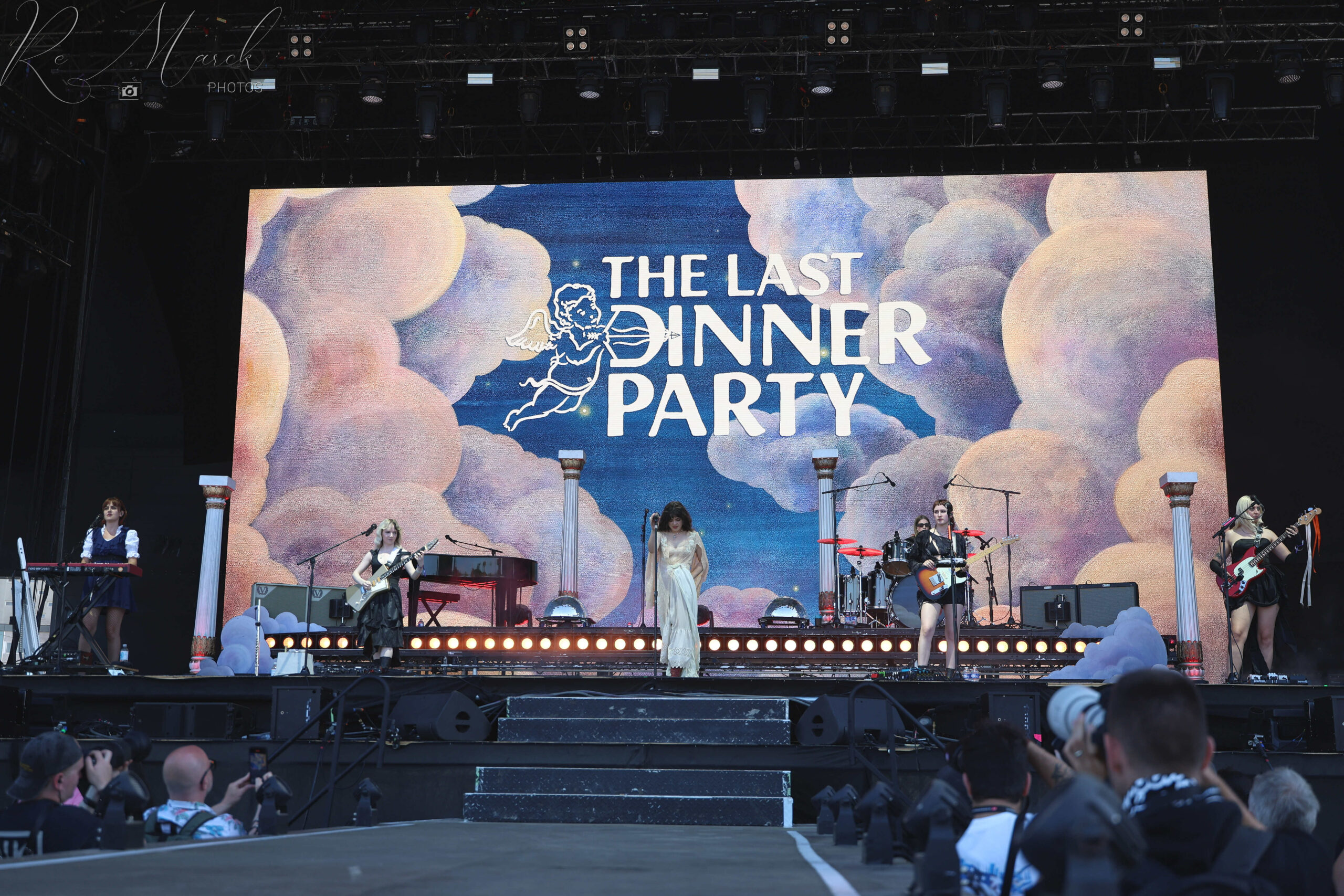 The Last Dinner Party à Forest National le 27 février 2026.