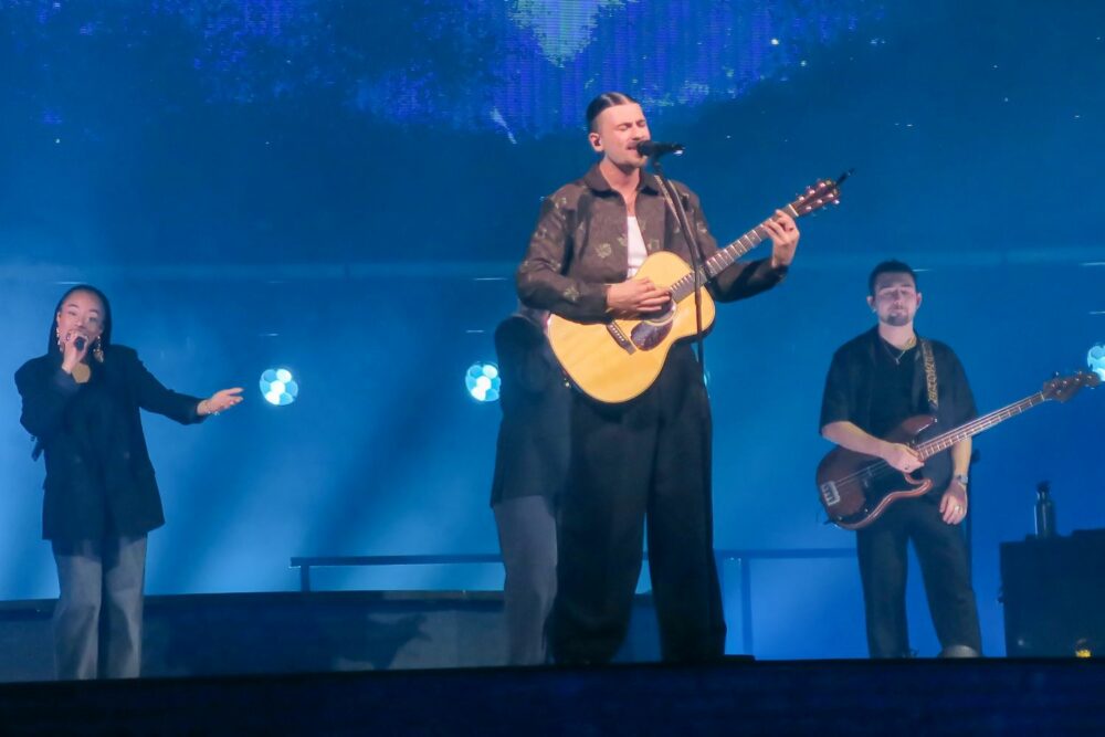 Pierre Garnier à Forest National : quand une simple tournée tourne au moment d’histoire (et d’émotions incontrôlées)