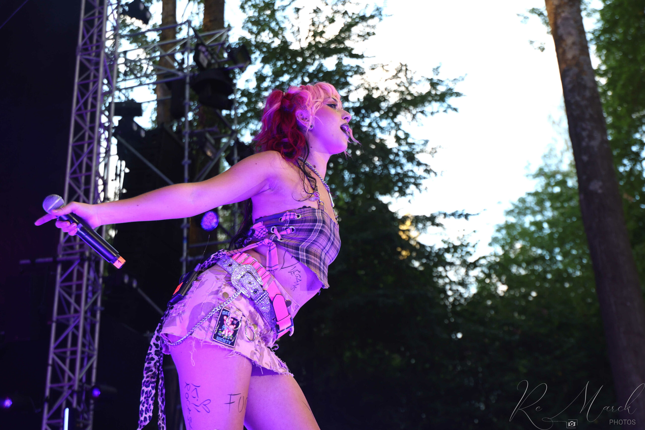 xxDelilah Bon 21 Cabaret Vert 26 J