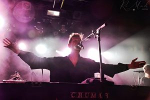 Le dernier né d’Ozark Henry est une pierre précieuse à inspecter sous toutes ses facettes.